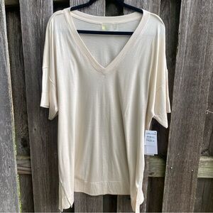 Zella Beige Pumice Short Sleeve Athletic T-Shirt